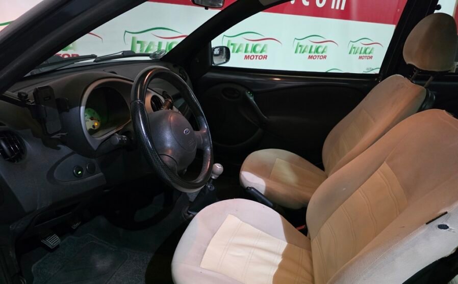 Ford Ka 1.3 Collection 70cv (10)