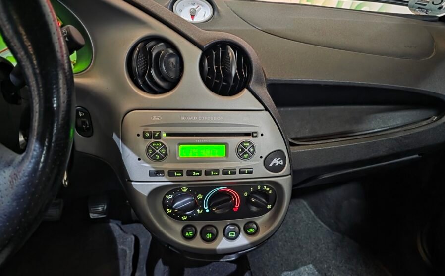 Ford Ka 1.3 Collection 70cv (14)