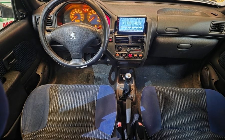 Peugeot-106-1.1-60cv-5p-11